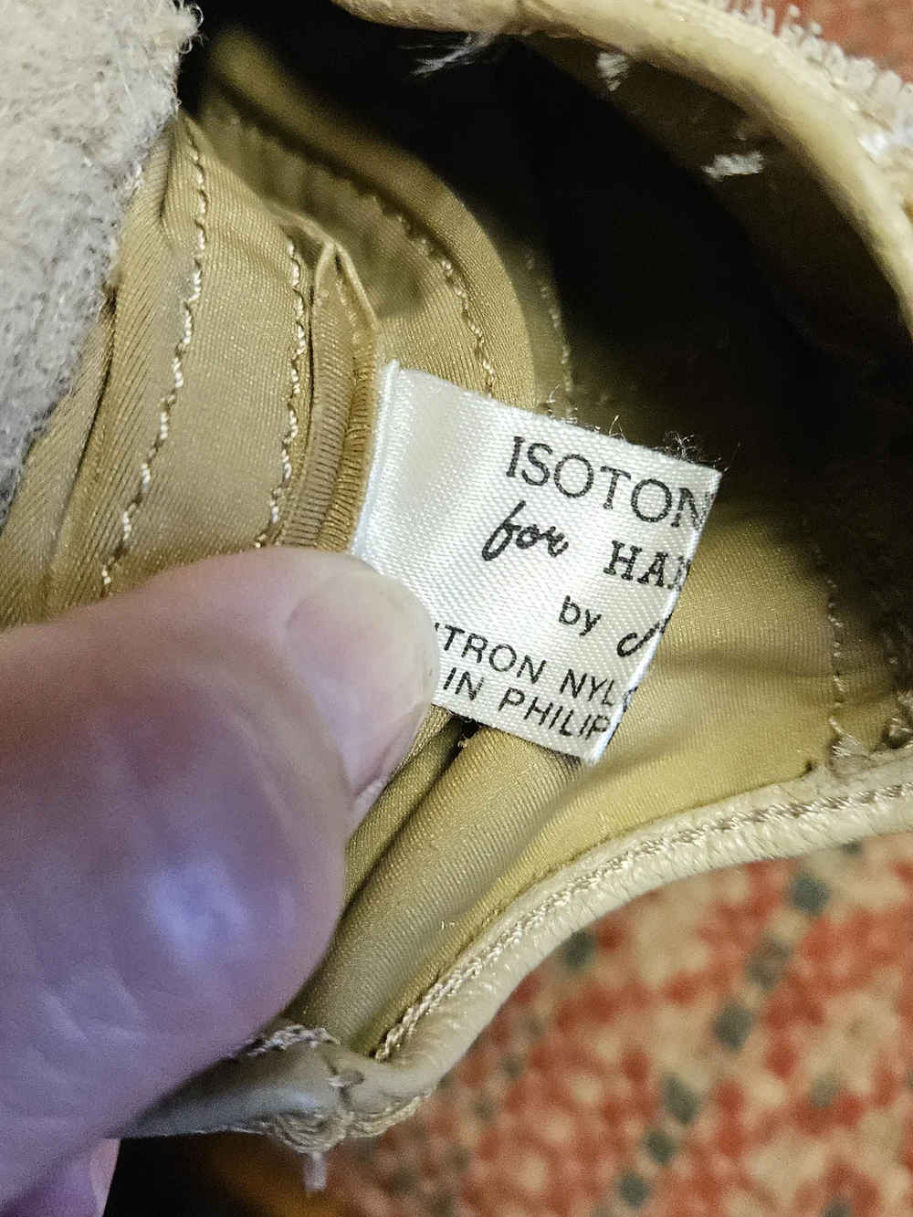 isotoner Womens Tan Leather Driving Gloves - Picture 3 of 4